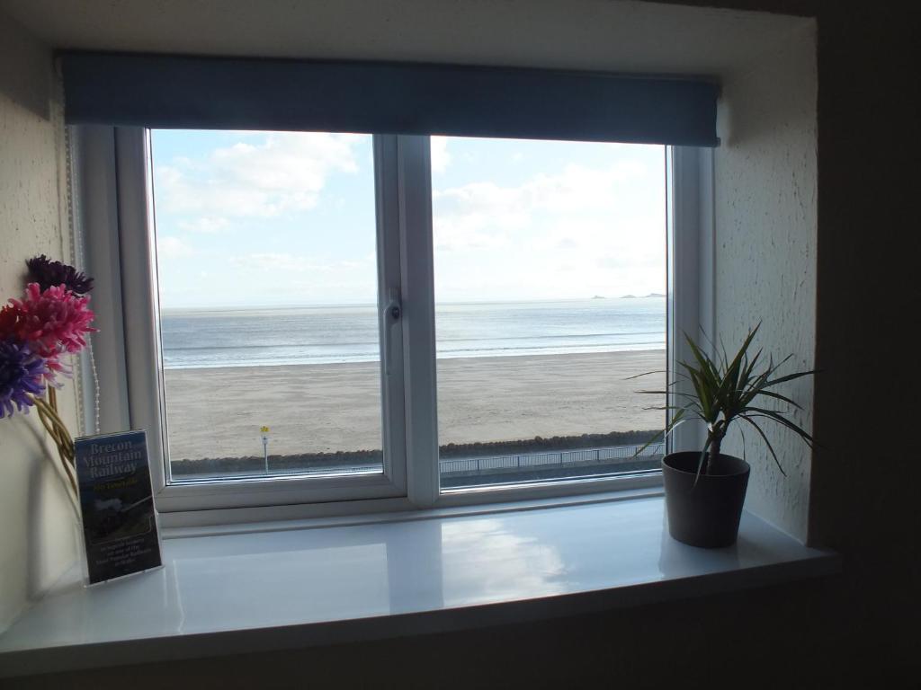 Leonardos Guest House Swansea Room photo