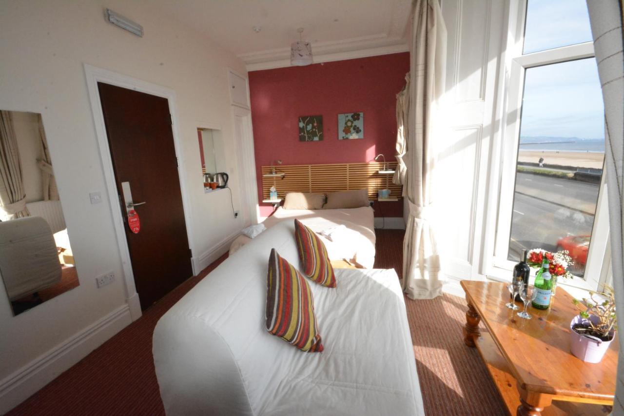 Leonardos Guest House Swansea Exterior photo