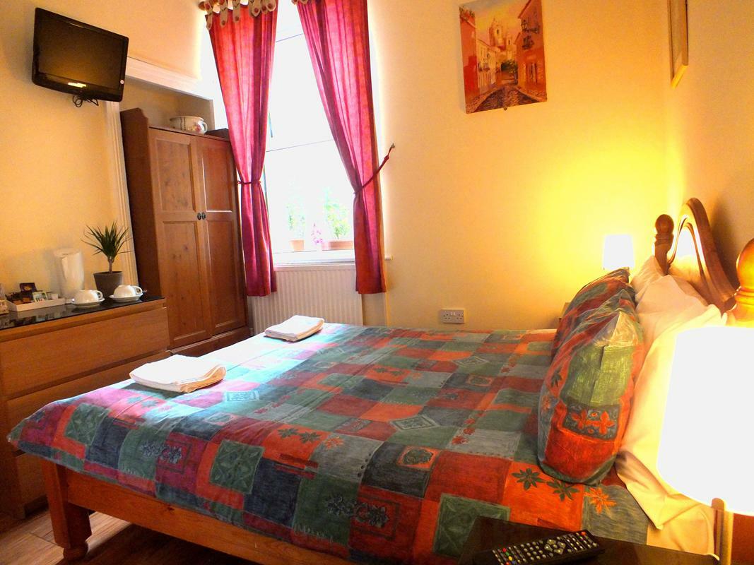 Leonardos Guest House Swansea Exterior photo